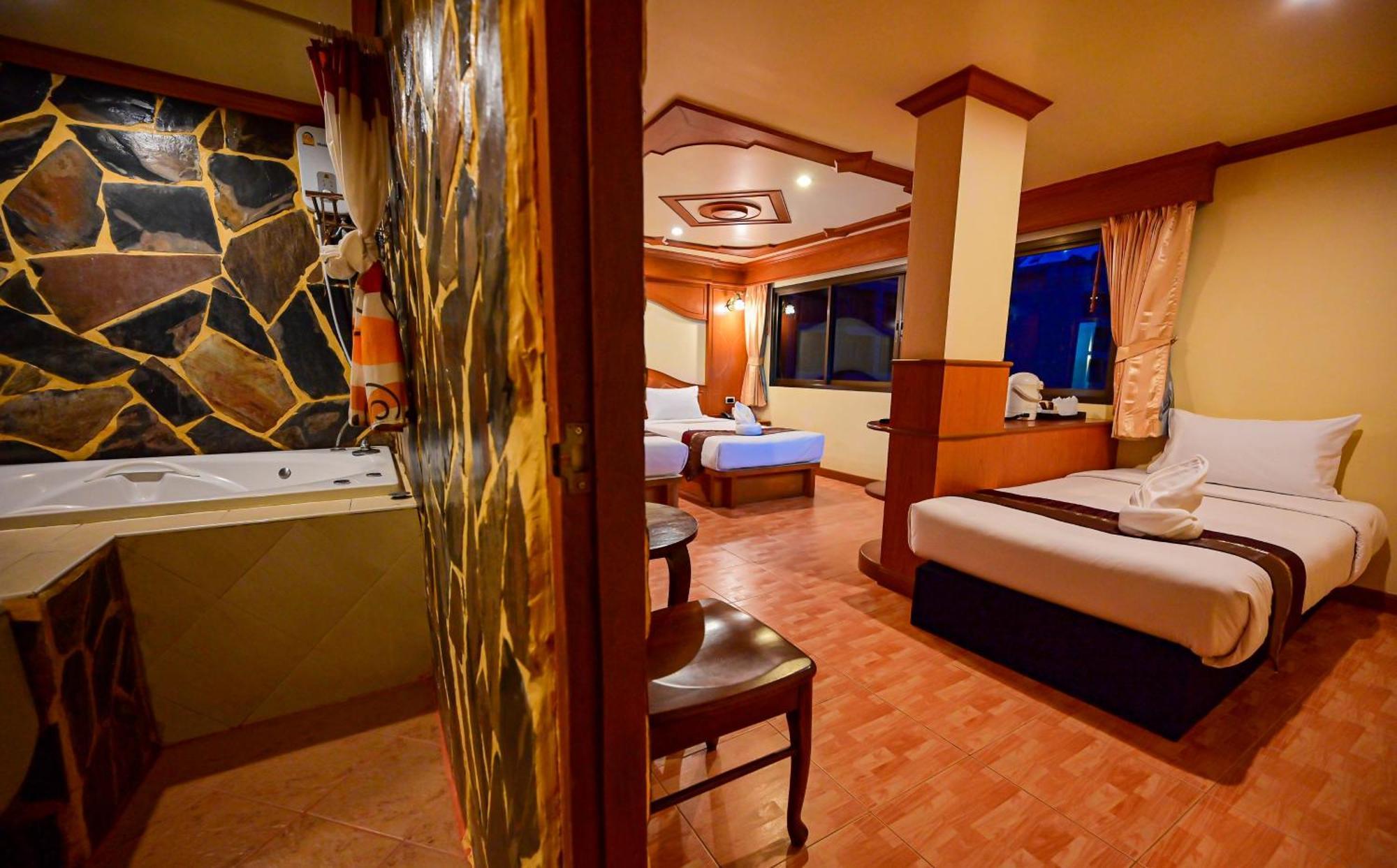 Complex Hotel Patong Eksteriør bilde