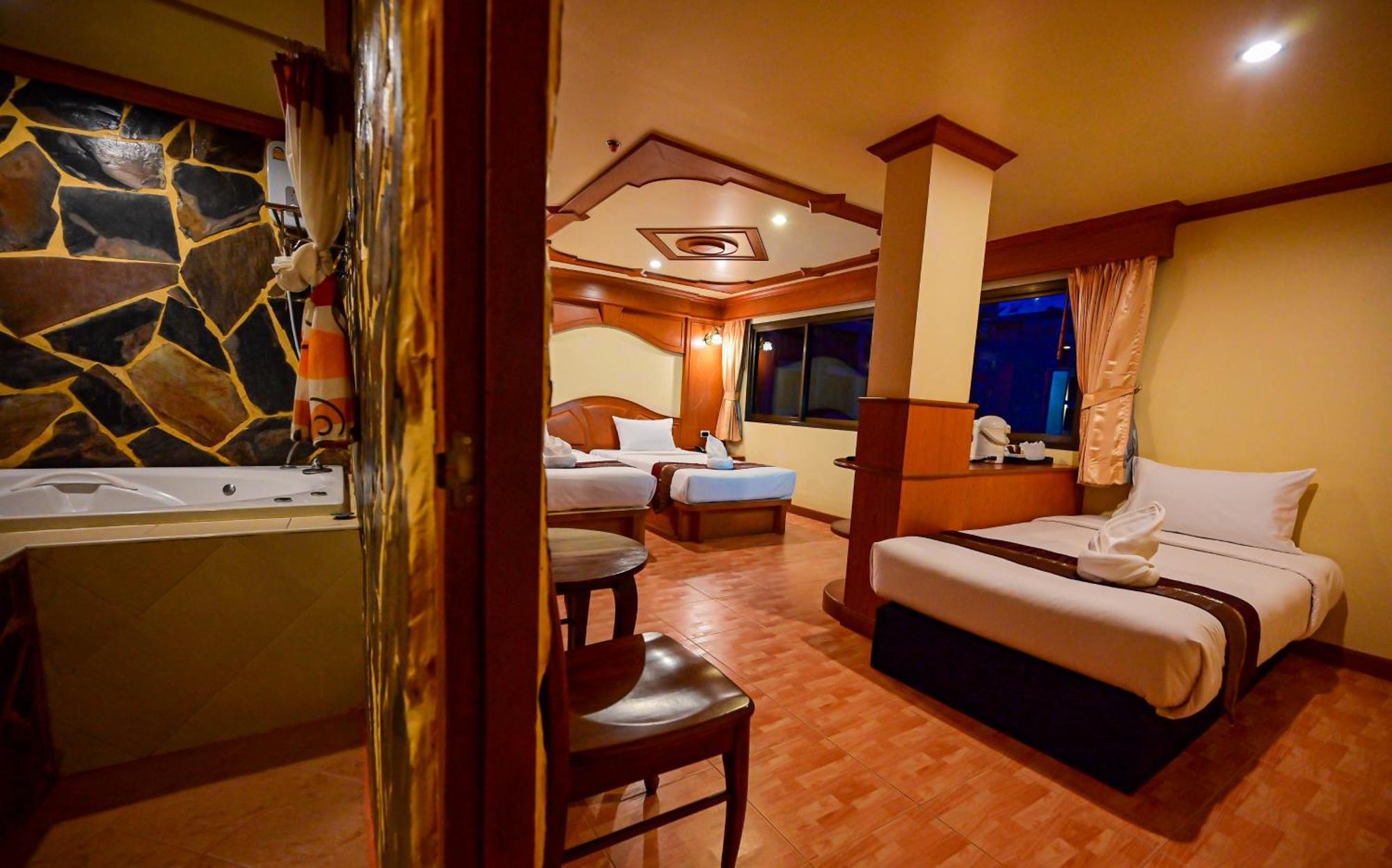 Complex Hotel Patong Eksteriør bilde