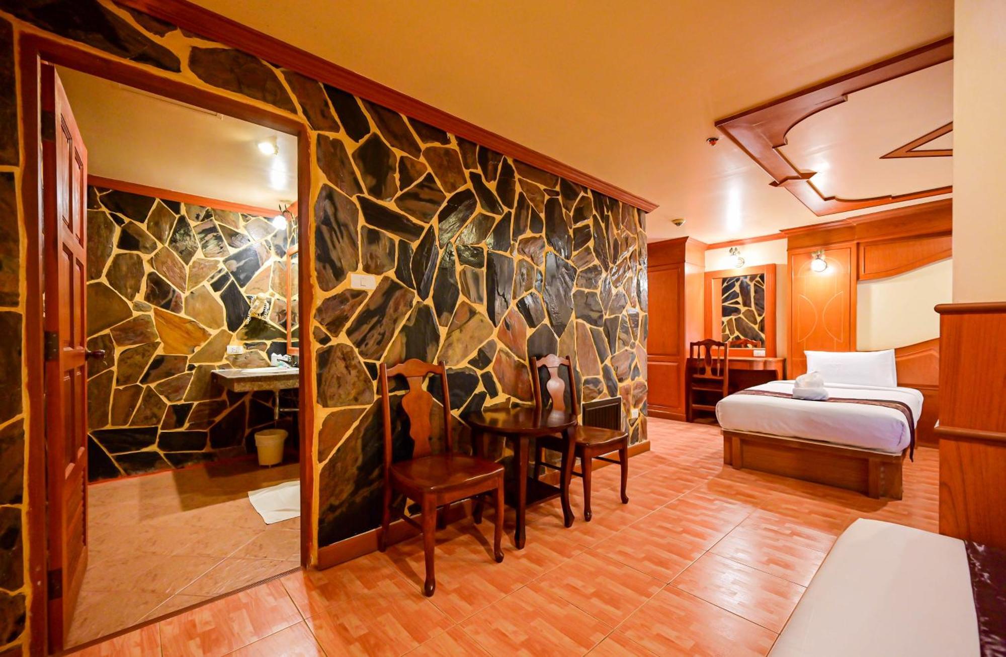 Complex Hotel Patong Eksteriør bilde