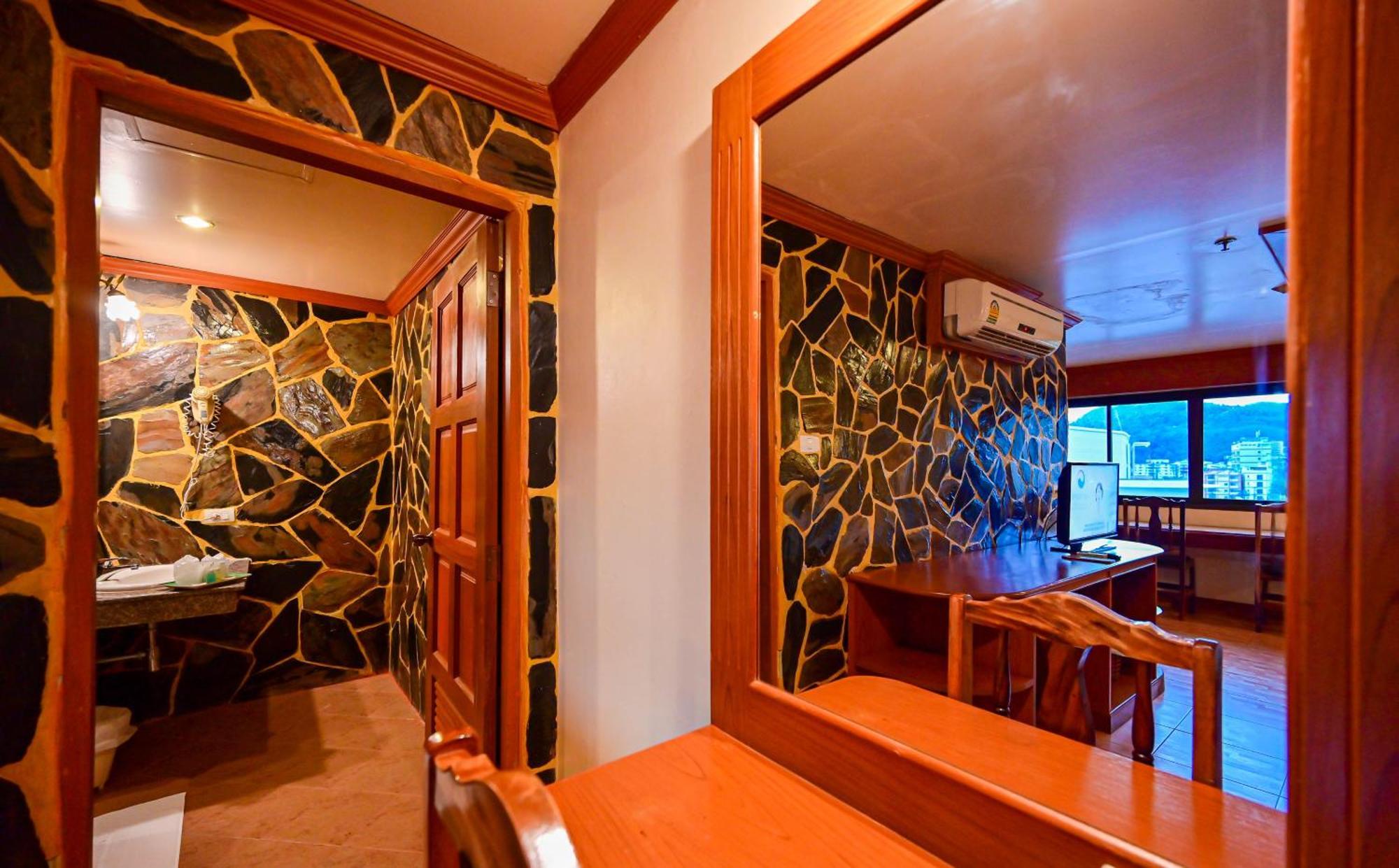 Complex Hotel Patong Eksteriør bilde