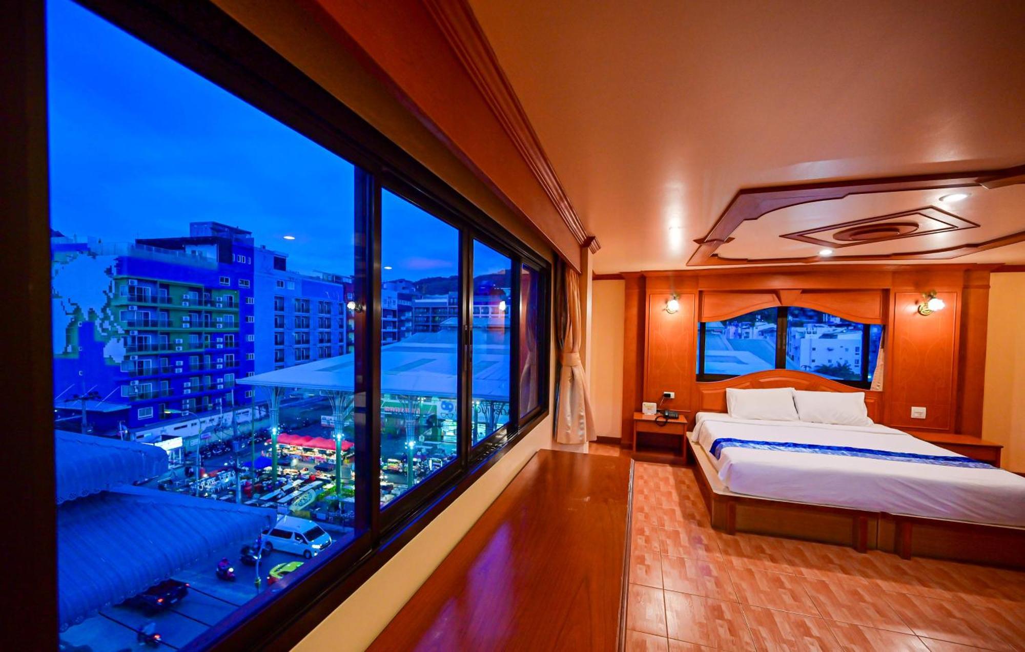 Complex Hotel Patong Eksteriør bilde