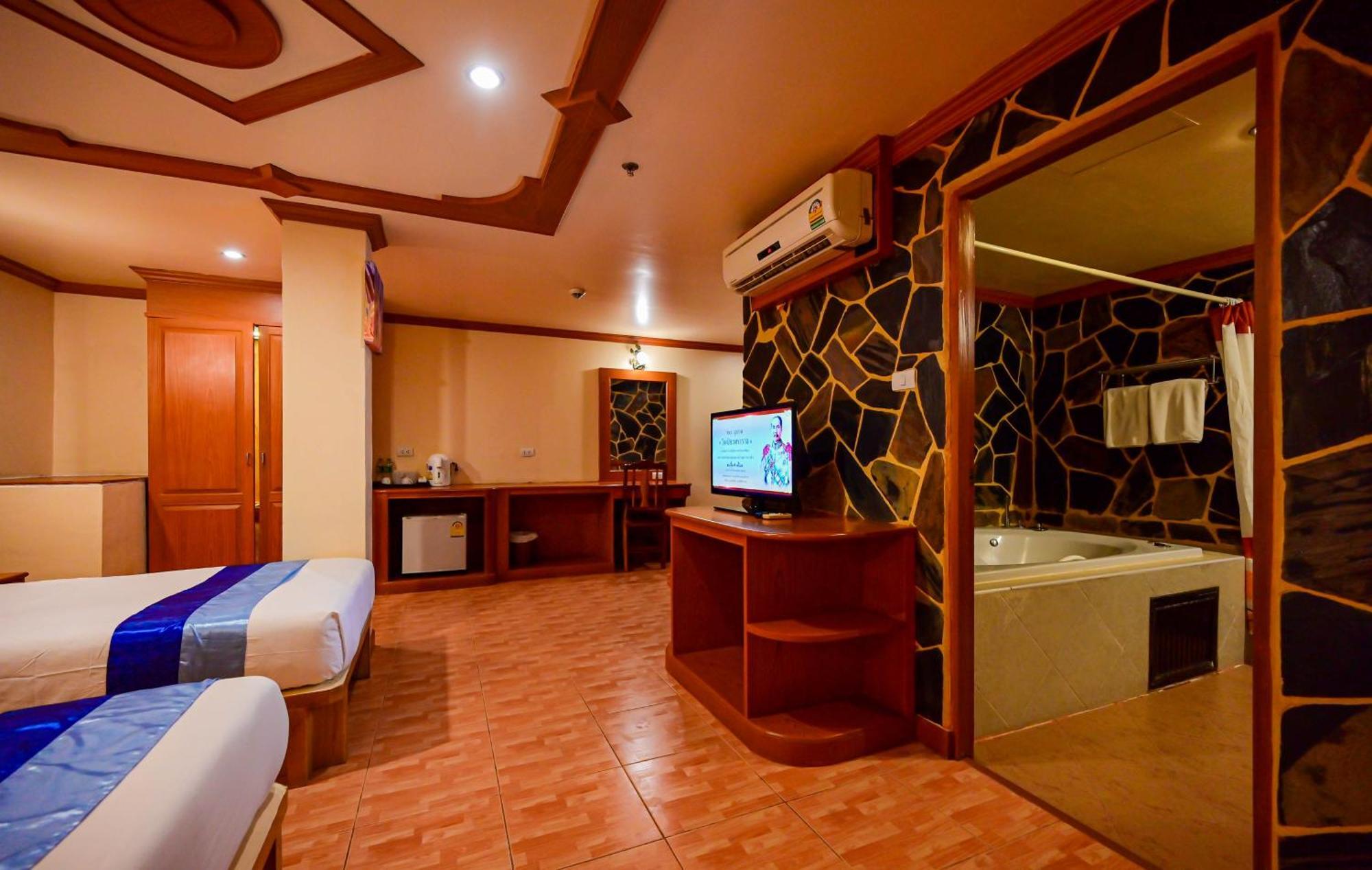 Complex Hotel Patong Eksteriør bilde