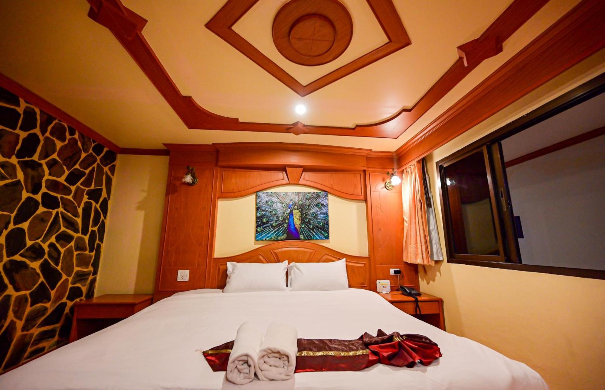 Complex Hotel Patong Eksteriør bilde